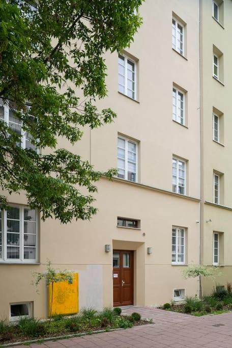 Apartment Charming In Calm And Area *